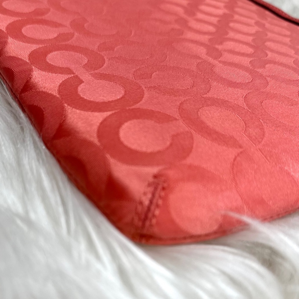 ⭐️Coach 64902E Coral Orange Tablet Sleeve - Picture 7 of 9
